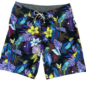 Coyote Swimwear Tropical Beach Surf Board Shorts Men Size L Unlined Multicolor